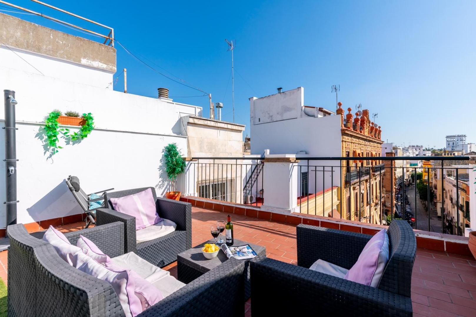 Luminoso Ático con Terraza, Calle Antonia Diaz Sevilha Exterior foto